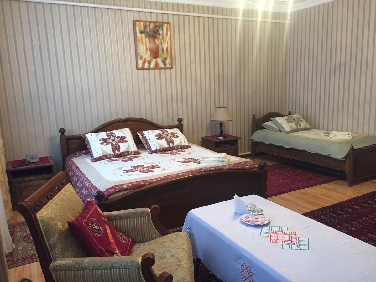 Jipek Joli Inn 누쿠스 외부 사진