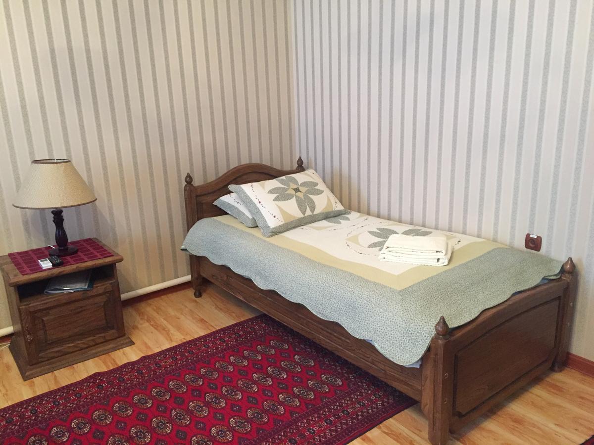 Jipek Joli Inn 누쿠스 외부 사진