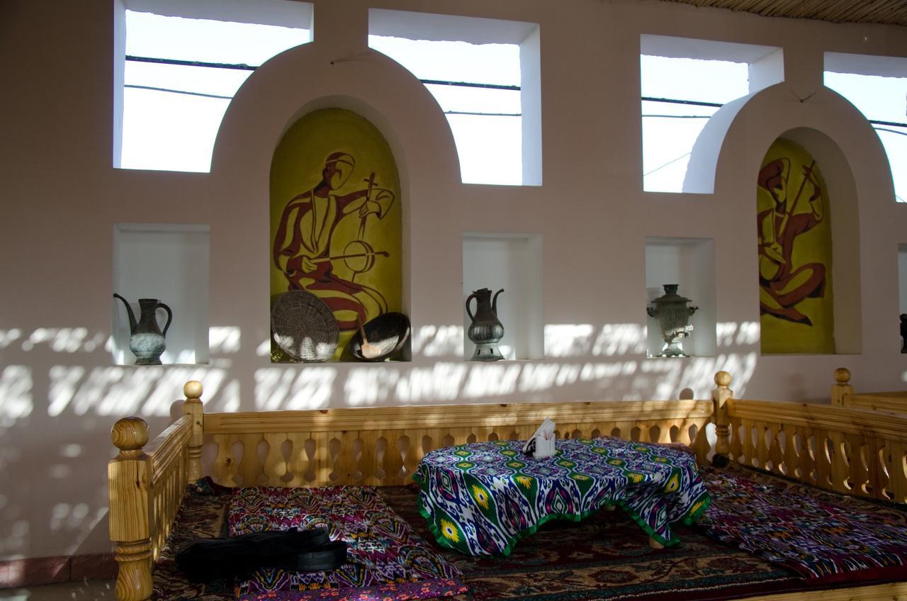 Jipek Joli Inn 누쿠스 외부 사진