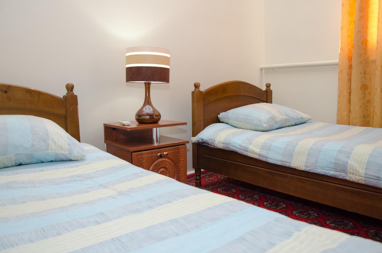 Jipek Joli Inn 누쿠스 외부 사진