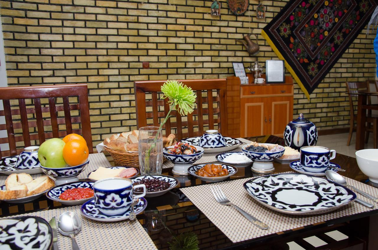 Jipek Joli Inn 누쿠스 외부 사진