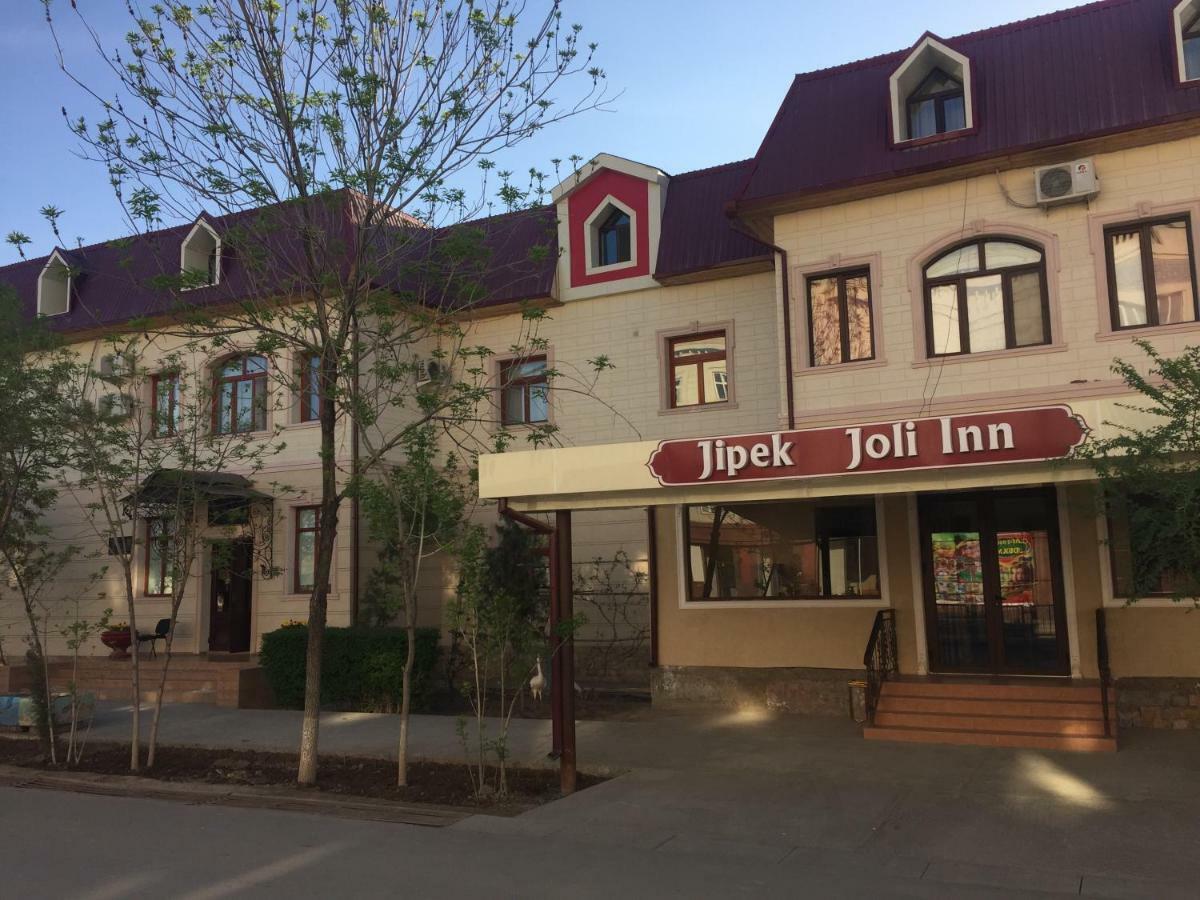 Jipek Joli Inn 누쿠스 외부 사진